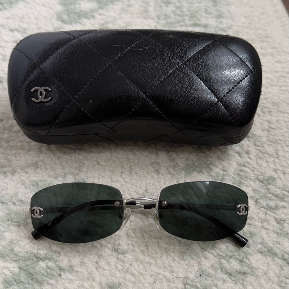 Chanel Black Sunglasses with Case